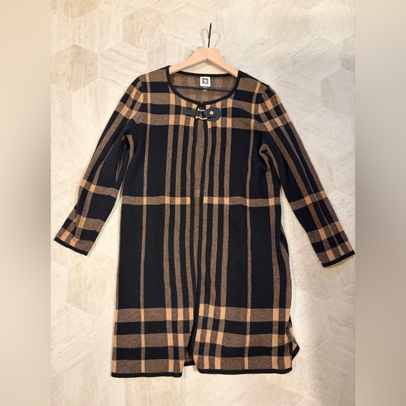 Anne Klein Black and Brown Knit Cardigan - Picture 3 of 6
